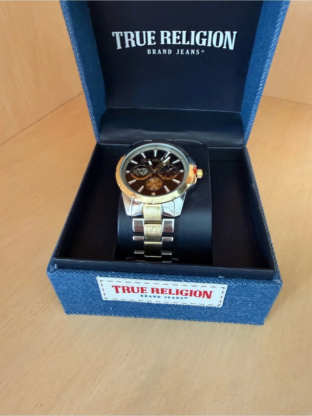 True Religion Men's Chronograph Quartz Watch Silver Stainless Steel Box